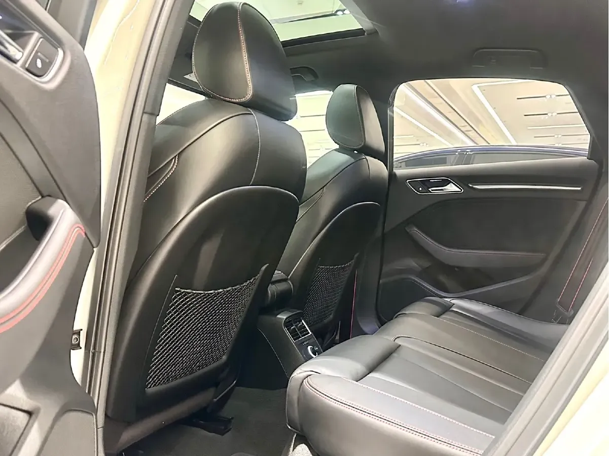 2017 Audi RS 3 2.5T 400HP L5 7DCT,autocango,china used car exporter,china ev exporter,chinese used car exporter,chinese used ev exporter