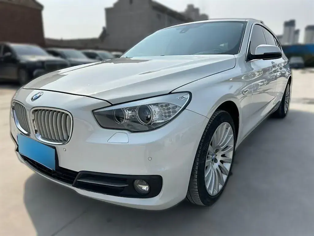 2014 BMW 5 Series GT 3.0T 306HP L6 8AT