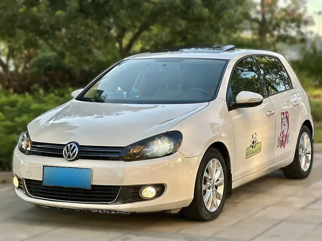 2011 Volkswagen Golf 1.4T 131HP L4 7DCT