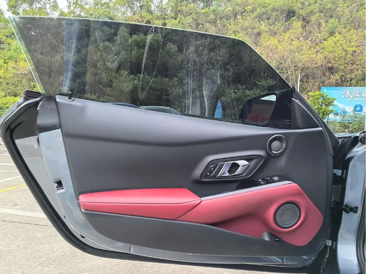 2022 Toyota Supra 3.0T 340HP L6 8AT,autocango,china used car exporter,china ev exporter,chinese used car exporter,chinese used ev exporter