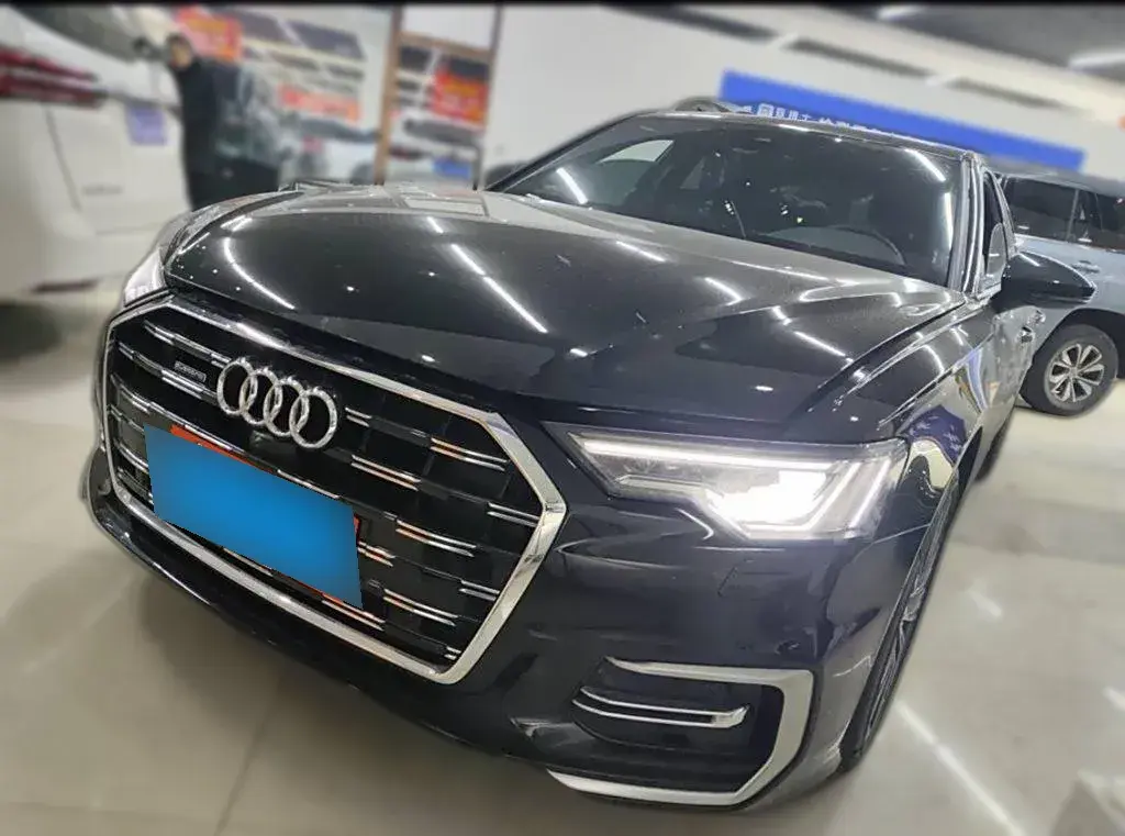 2024 Audi A6L 2.0T 245HP L4 7DCT