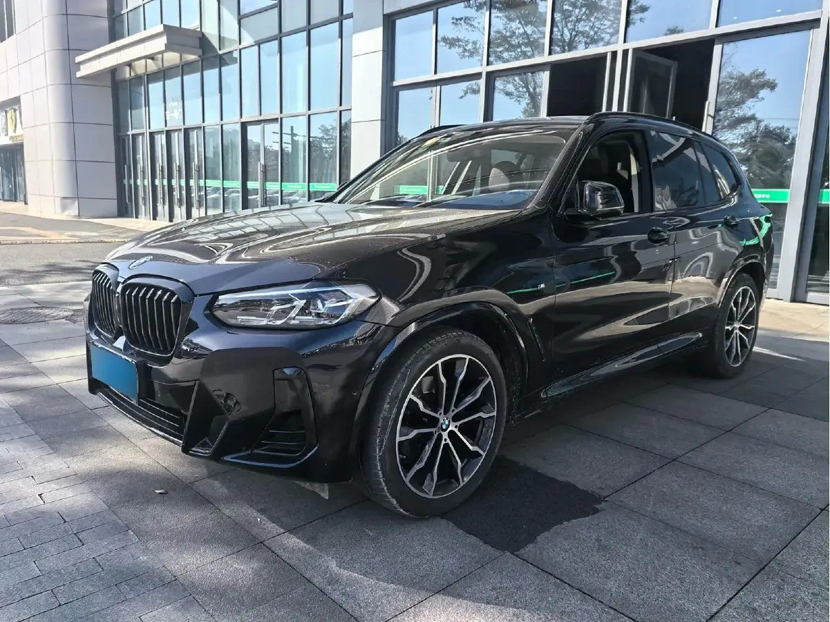 2022 BMW X3 2.0T 252HP L4 8AT
