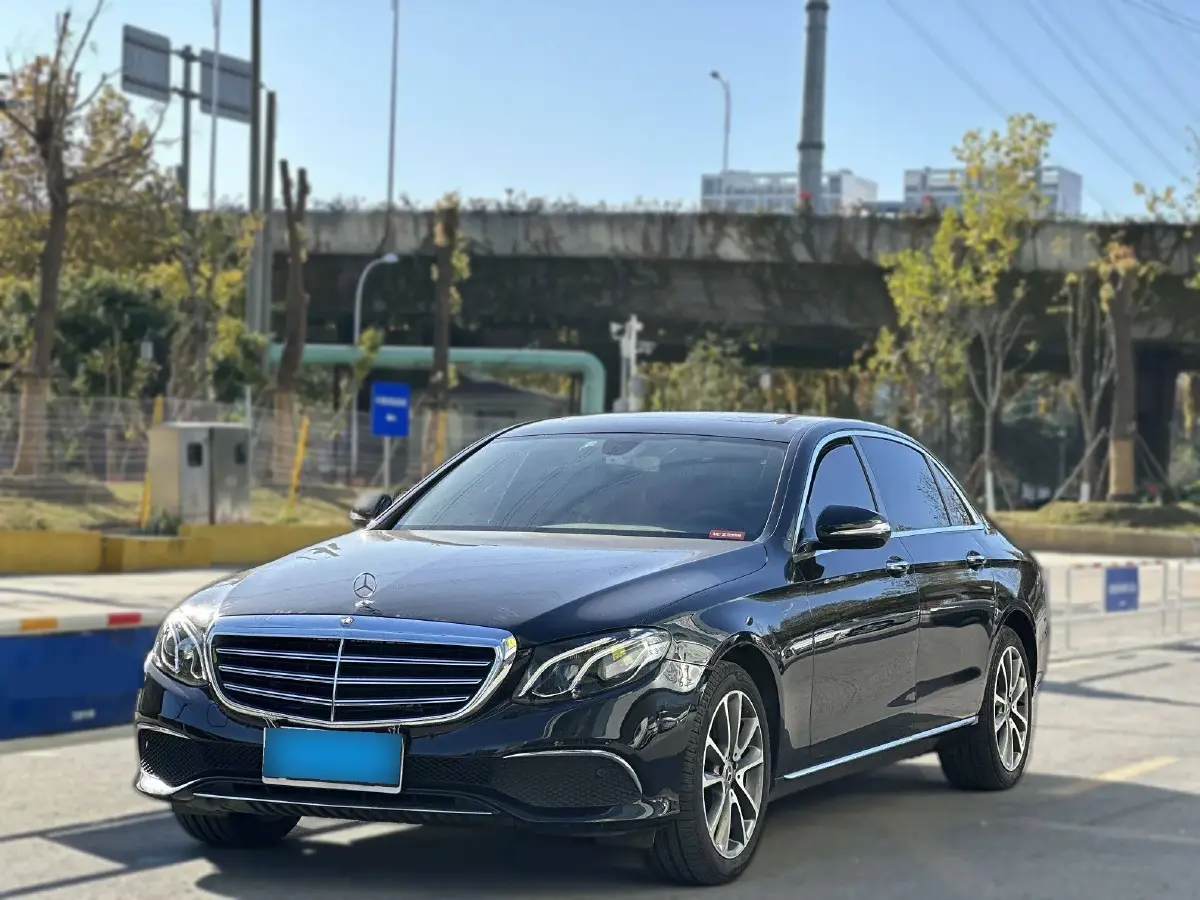 2016 Mercedes-Benz E Class 2.0T 245HP L4 9AT