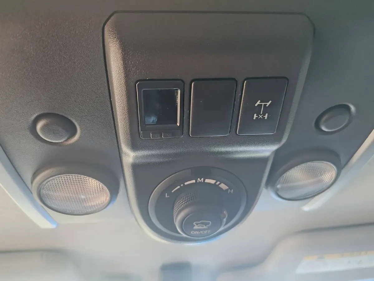 2013 Toyota FJ Cruiser 4.0L 272HP V6 5AT,autocango,china used car exporter,china ev exporter,chinese used car exporter,chinese used ev exporter