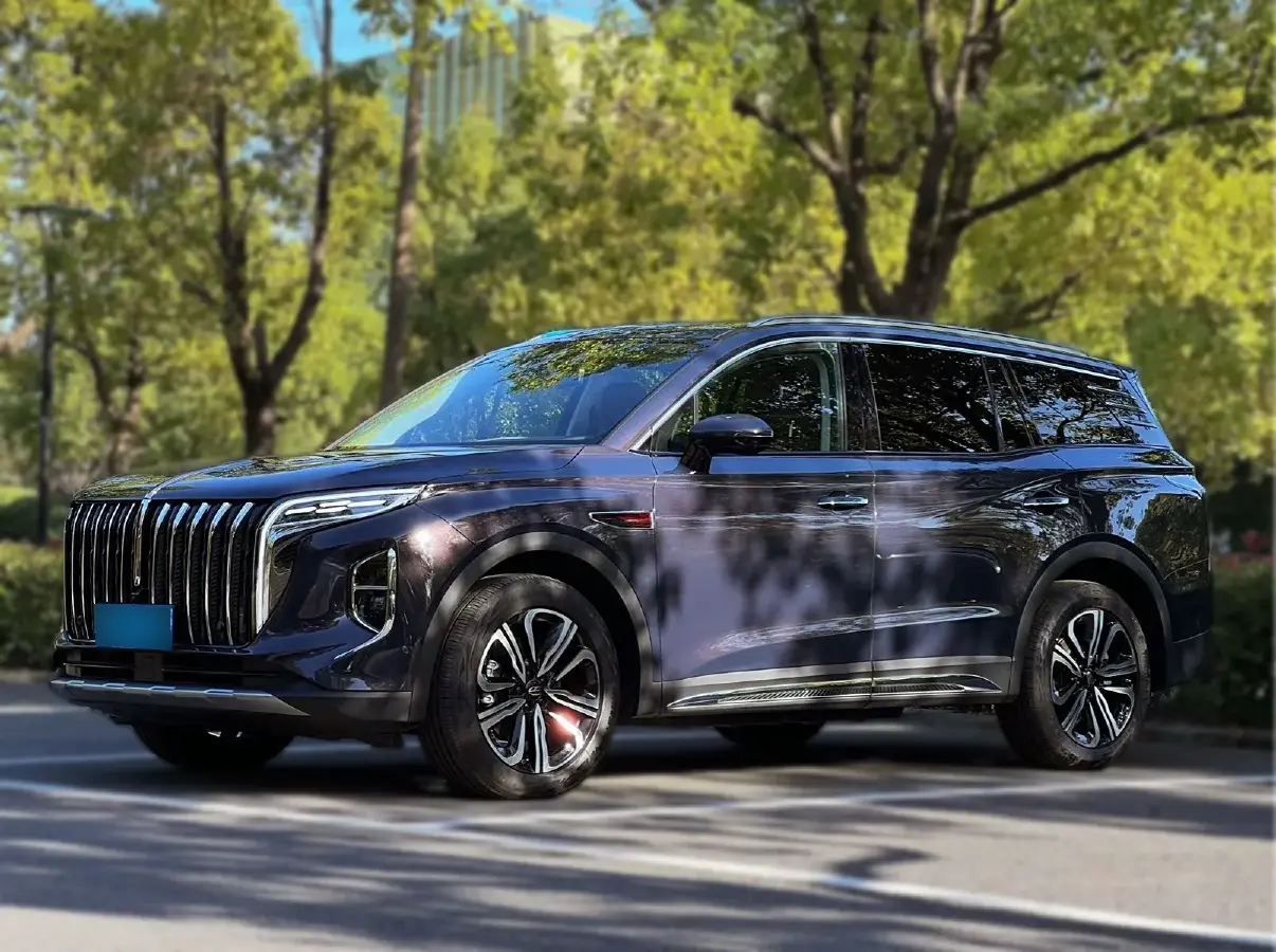 2023 HongQi HS7 2.0T 252HP L4 8AT