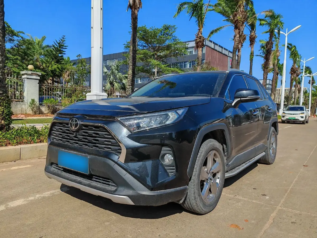 2022 Toyota RAV4 2.0L 171HP L4 CVT