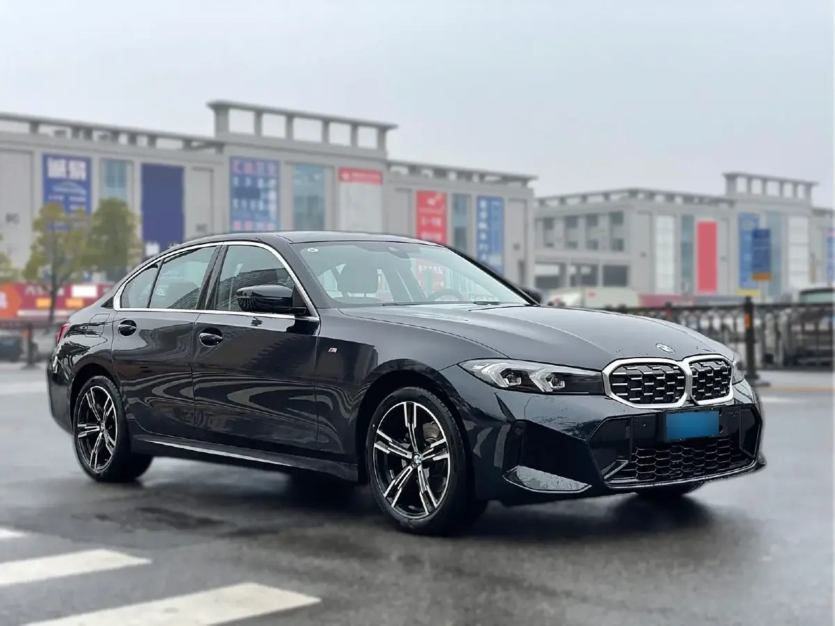 2024 BMW 3 Series 2.0T 184HP L4 8AT