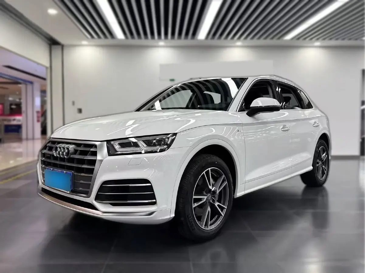 2020 Audi Q5L 2.0T 190HP L4 7DCT