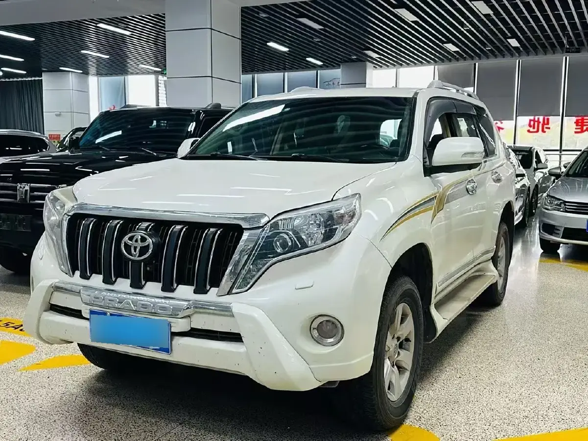2014 Toyota Land Cruiser Prado 2.7L 163HP L4 5MT