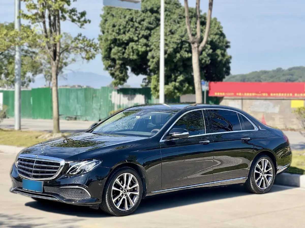2017 Mercedes-Benz E Class 2.0T 245HP L4 9AT