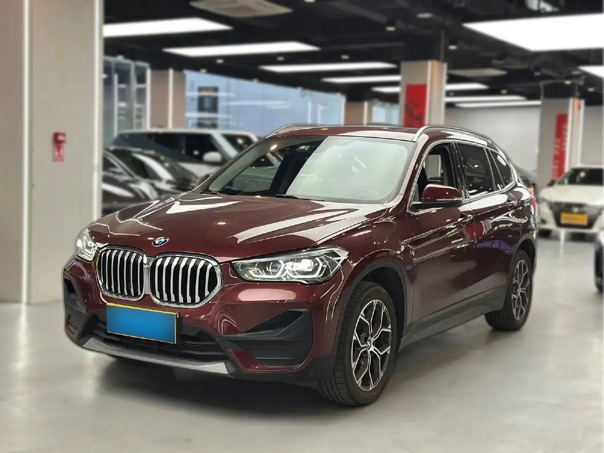 2021 BMW X1 2.0T 192HP L4 7DCT