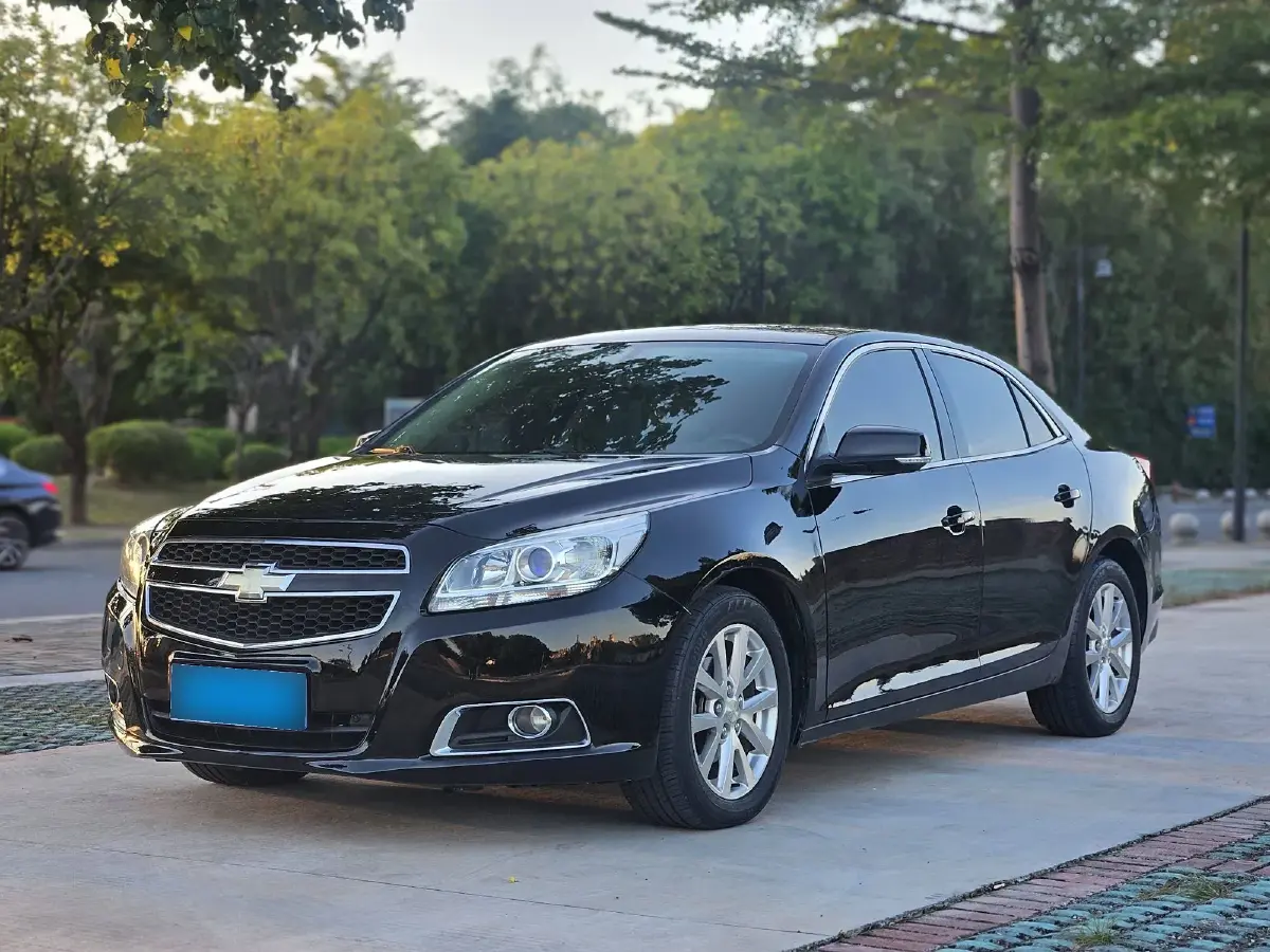 2013 Chevrolet Malibu 2.0L 154HP L4 6AT