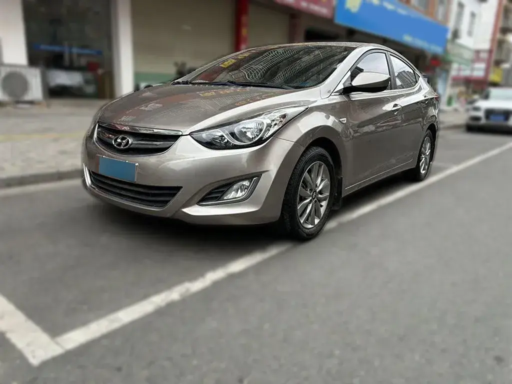 2015 Hyundai Elantra 1.6L 128HP L4 6AT