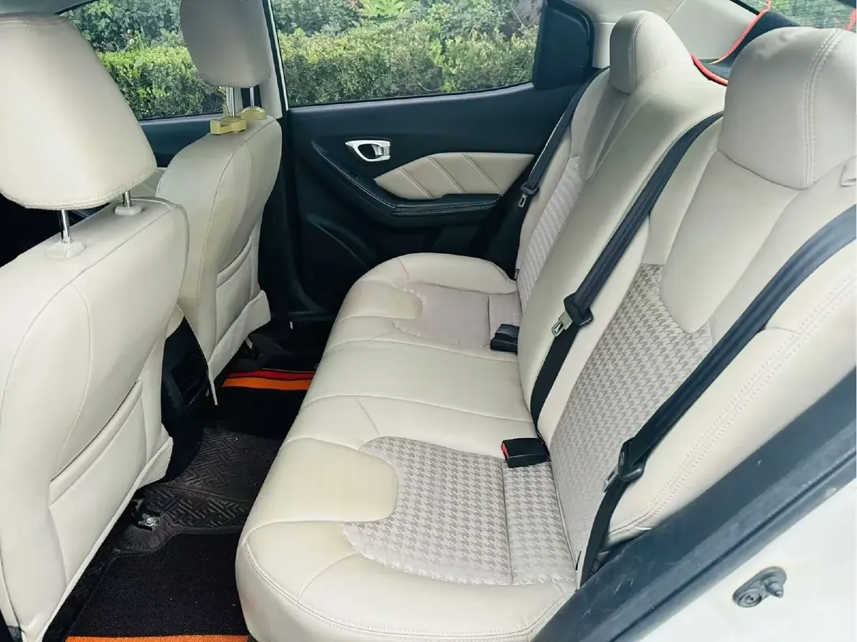 2014 GAC Trumpchi GA3S 1.6L 122HP L4 5MT,autocango,china used car exporter,china ev exporter,chinese used car exporter,chinese used ev exporter