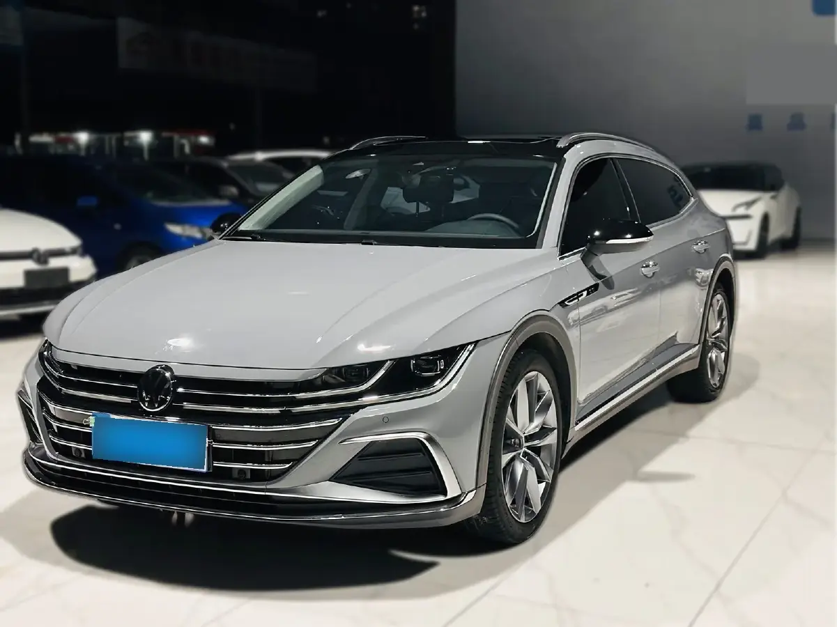 2024 Volkswagen CC 2.0T 220HP L4 7DCT