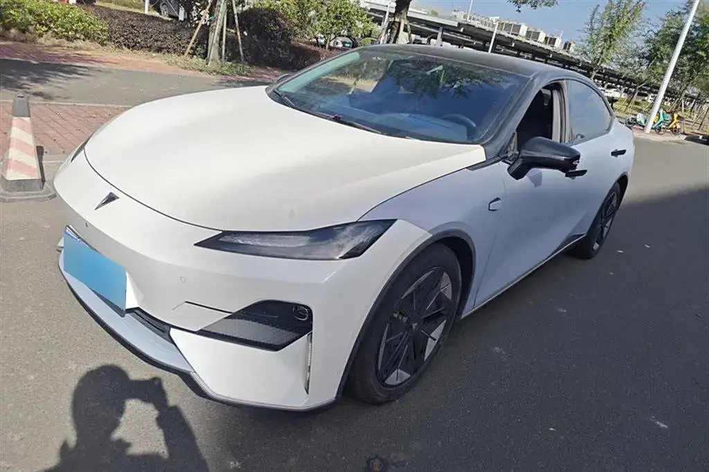 2022 Deepal SL03 Range Extended 95HP REEV 28.39KWH