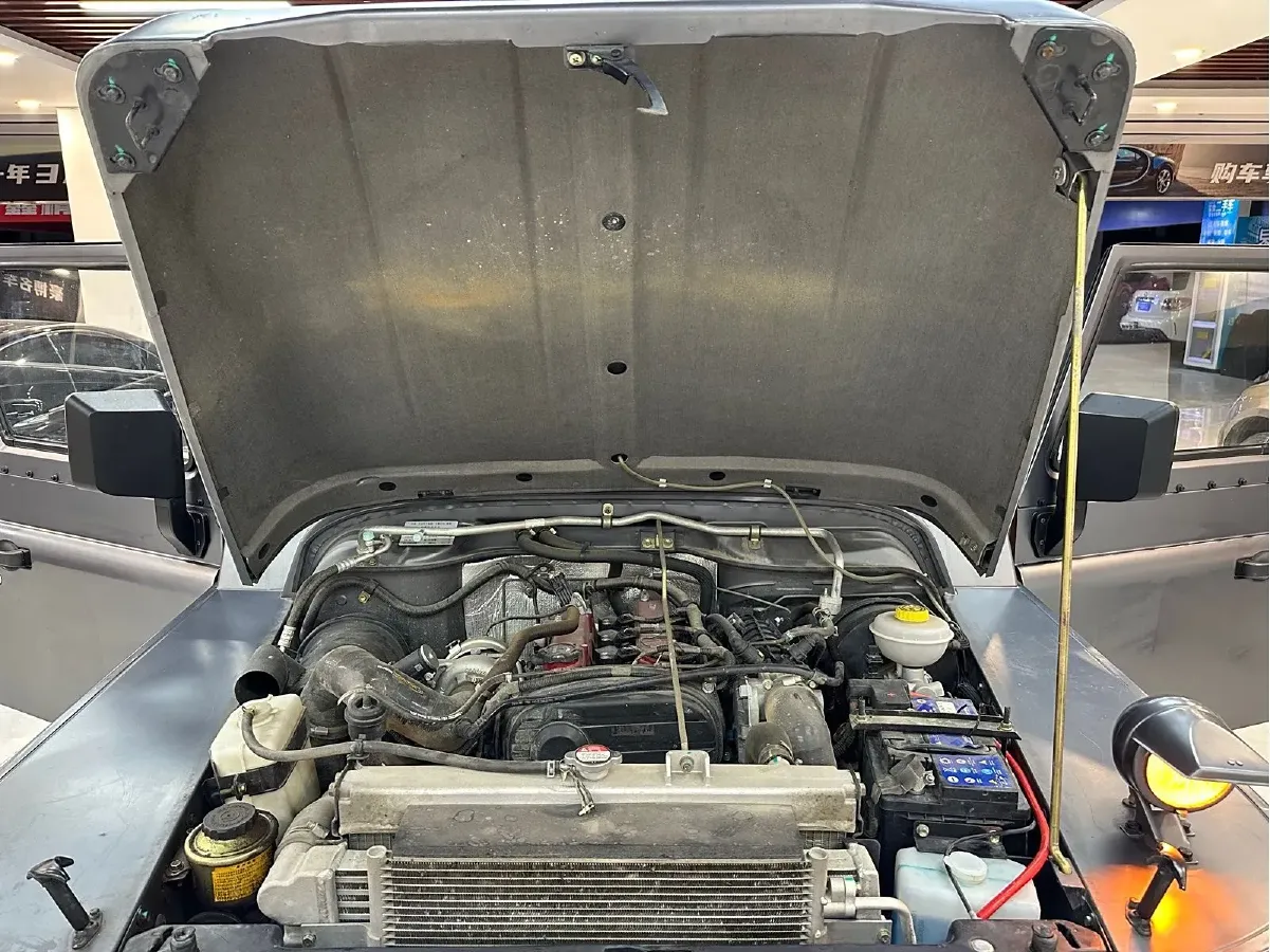 2023 BAW 212 2.4T 211HP L4 6MT,autocango,china used car exporter,china ev exporter,chinese used car exporter,chinese used ev exporter