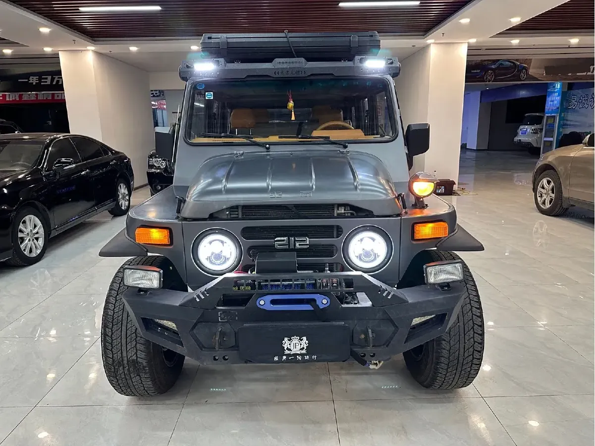 2023 BAW 212 2.4T 211HP L4 6MT,autocango,china used car exporter,china ev exporter,chinese used car exporter,chinese used ev exporter