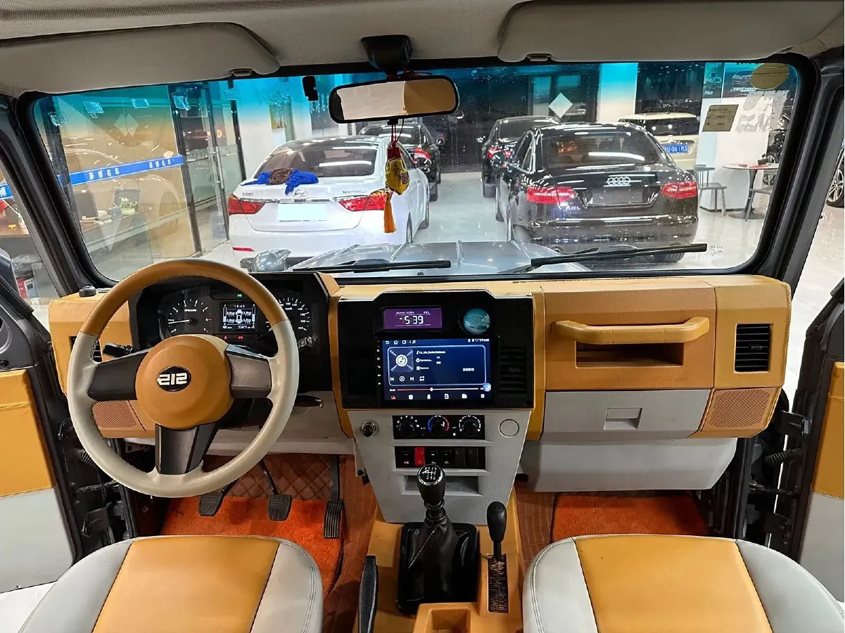 2023 BAW 212 2.4T 211HP L4 6MT,autocango,china used car exporter,china ev exporter,chinese used car exporter,chinese used ev exporter