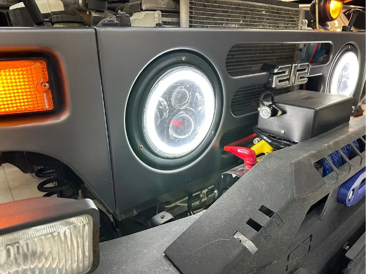 2023 BAW 212 2.4T 211HP L4 6MT,autocango,china used car exporter,china ev exporter,chinese used car exporter,chinese used ev exporter