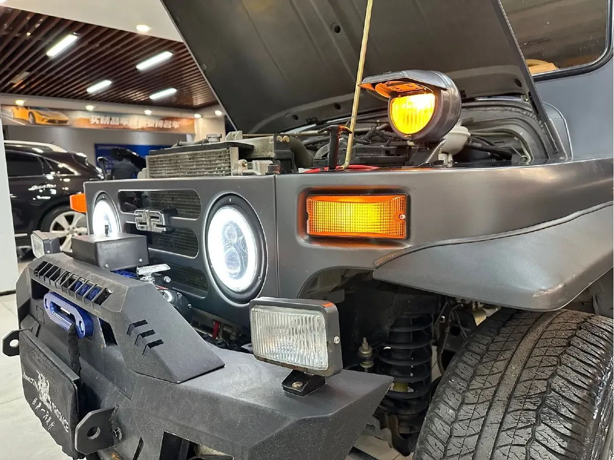 2023 BAW 212 2.4T 211HP L4 6MT,autocango,china used car exporter,china ev exporter,chinese used car exporter,chinese used ev exporter