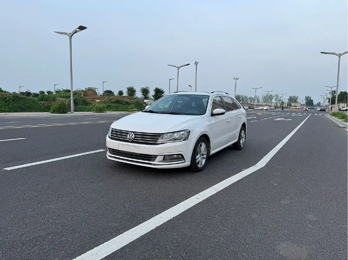 2017 Volkswagen Gran Lavida 1.4T 131HP L4 7DCT