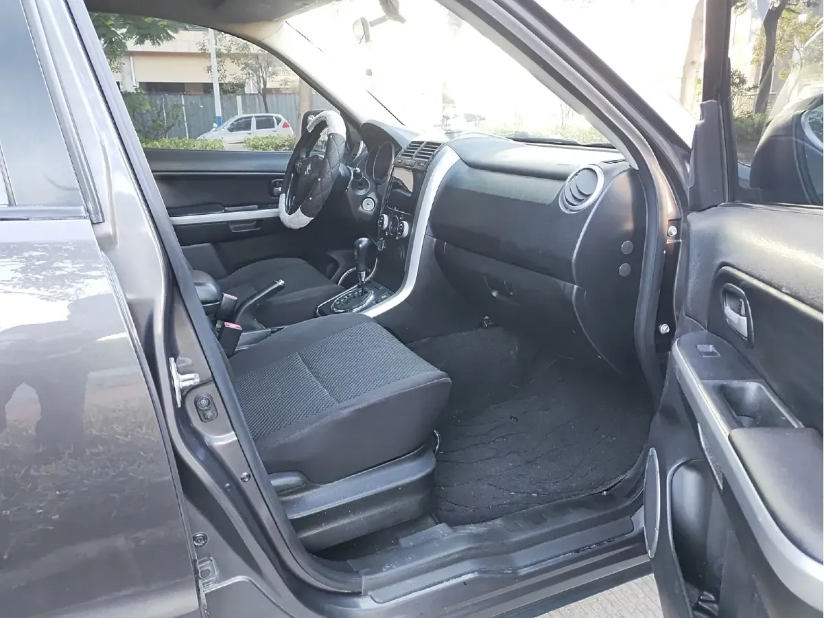 2008 Suzuki Grand Vitara 2.4L 166HP L4 4AT,autocango,china used car exporter,china ev exporter,chinese used car exporter,chinese used ev exporter