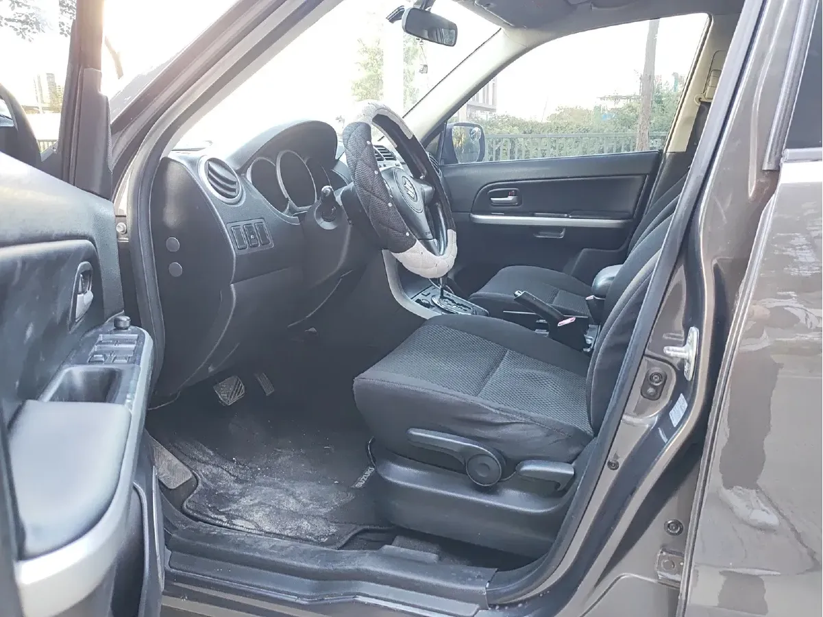 2008 Suzuki Grand Vitara 2.4L 166HP L4 4AT,autocango,china used car exporter,china ev exporter,chinese used car exporter,chinese used ev exporter