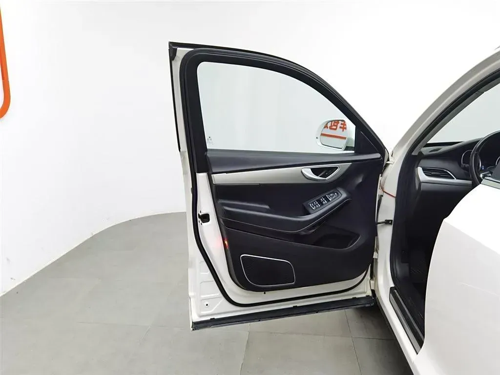 2016 Zotye SR7 1.5T 150HP L4 CVT,autocango,china used car exporter,china ev exporter,chinese used car exporter,chinese used ev exporter