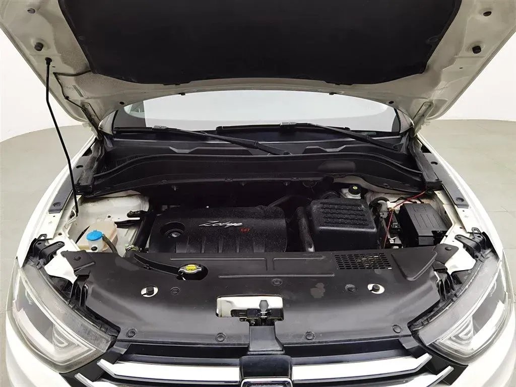 2016 Zotye SR7 1.5T 150HP L4 CVT,autocango,china used car exporter,china ev exporter,chinese used car exporter,chinese used ev exporter