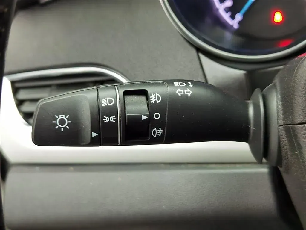 2016 Zotye SR7 1.5T 150HP L4 CVT,autocango,china used car exporter,china ev exporter,chinese used car exporter,chinese used ev exporter