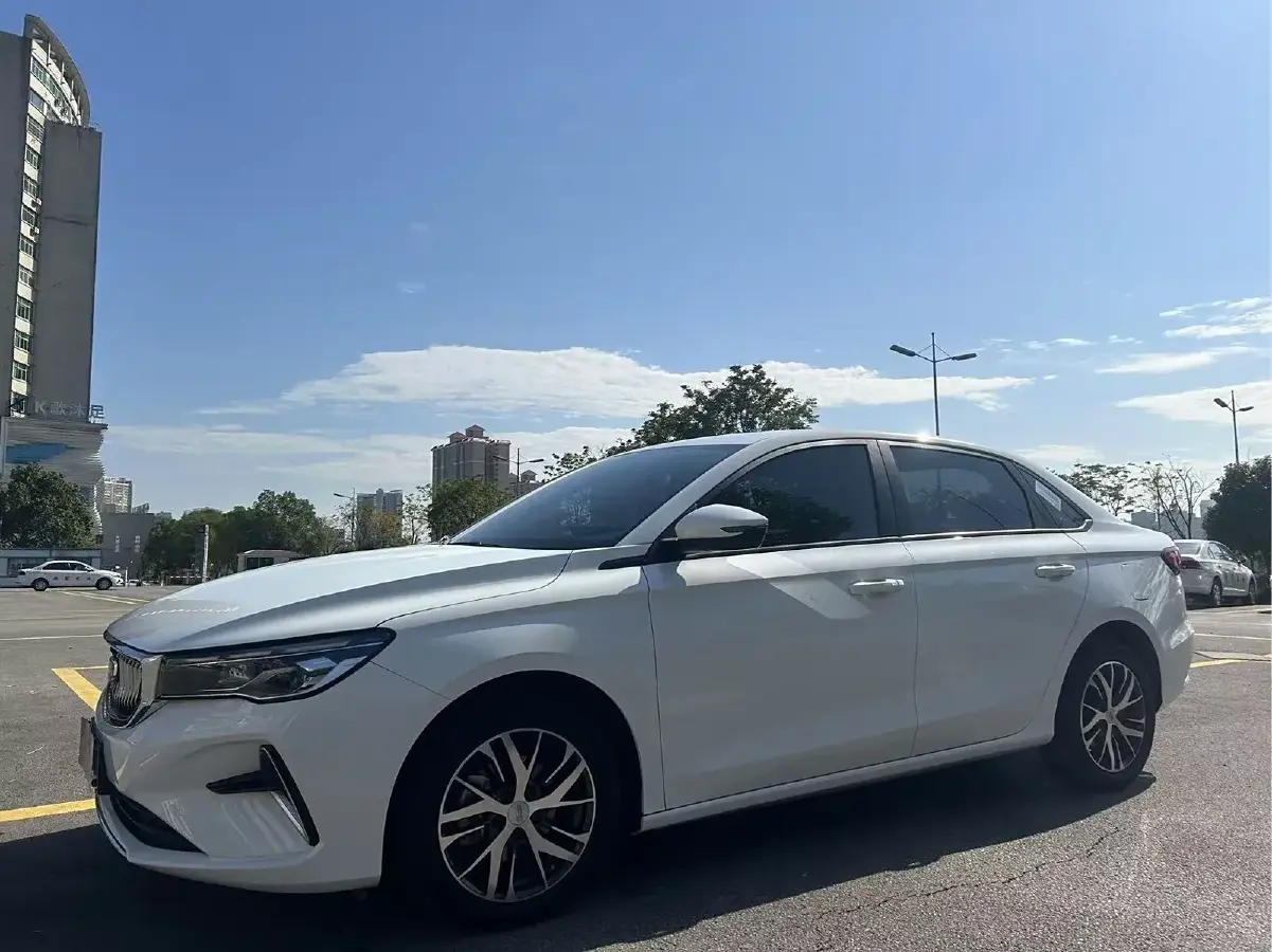 2023 Geely Emgrand 1.5L 127HP L4 CVT