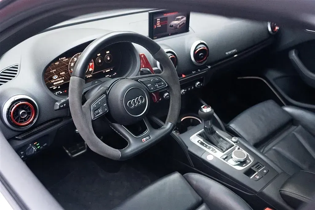 2017 Audi RS 3 2.5T 400HP L5 7DCT,autocango,china used car exporter,china ev exporter,chinese used car exporter,chinese used ev exporter