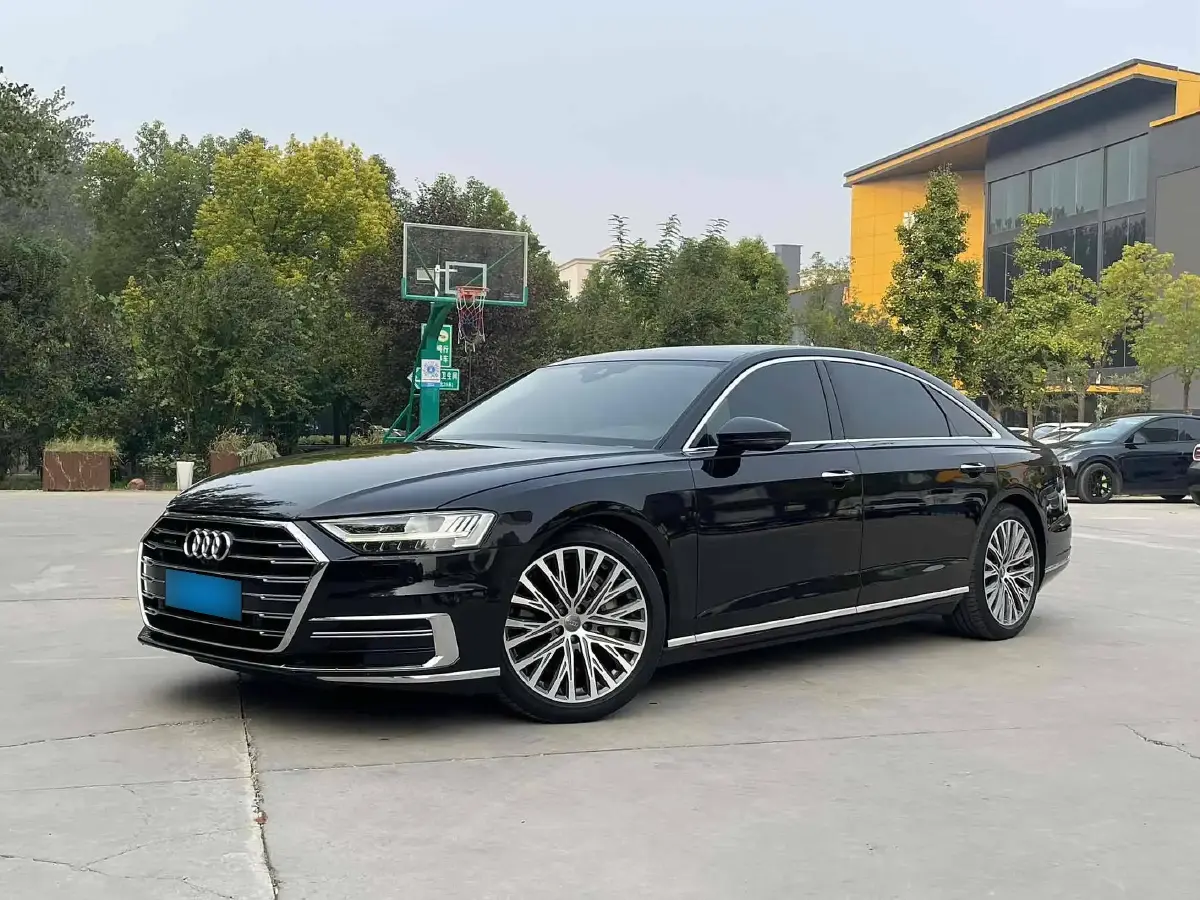 2019 Audi A8 3.0T 340HP V6 8AT