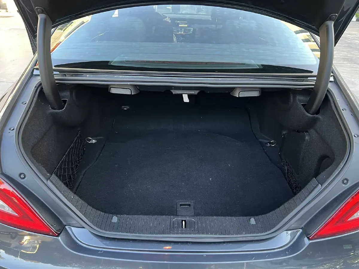 2012 Mercedes-Benz CLS AMG 5.5T 525HP V8 7AT,autocango,china used car exporter,china ev exporter,chinese used car exporter,chinese used ev exporter