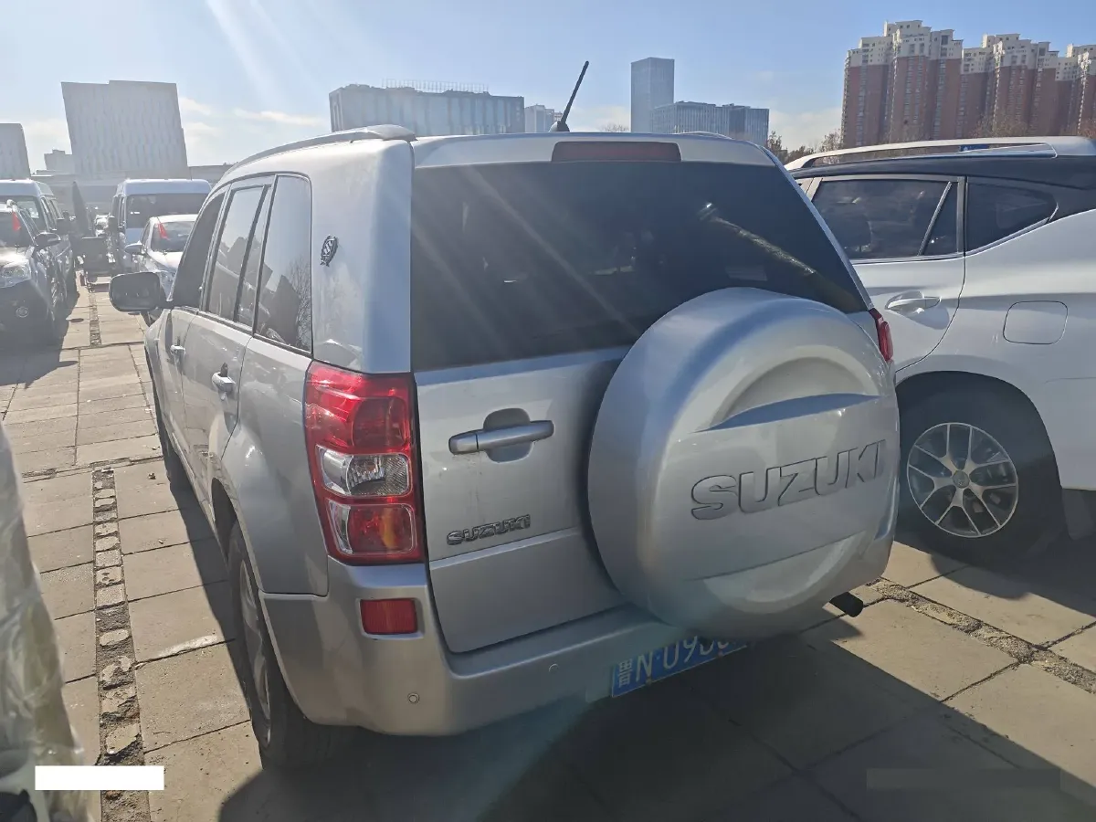 2007 Suzuki Grand Vitara 2.0L 140HP L4 5MT,autocango,china used car exporter,china ev exporter,chinese used car exporter,chinese used ev exporter