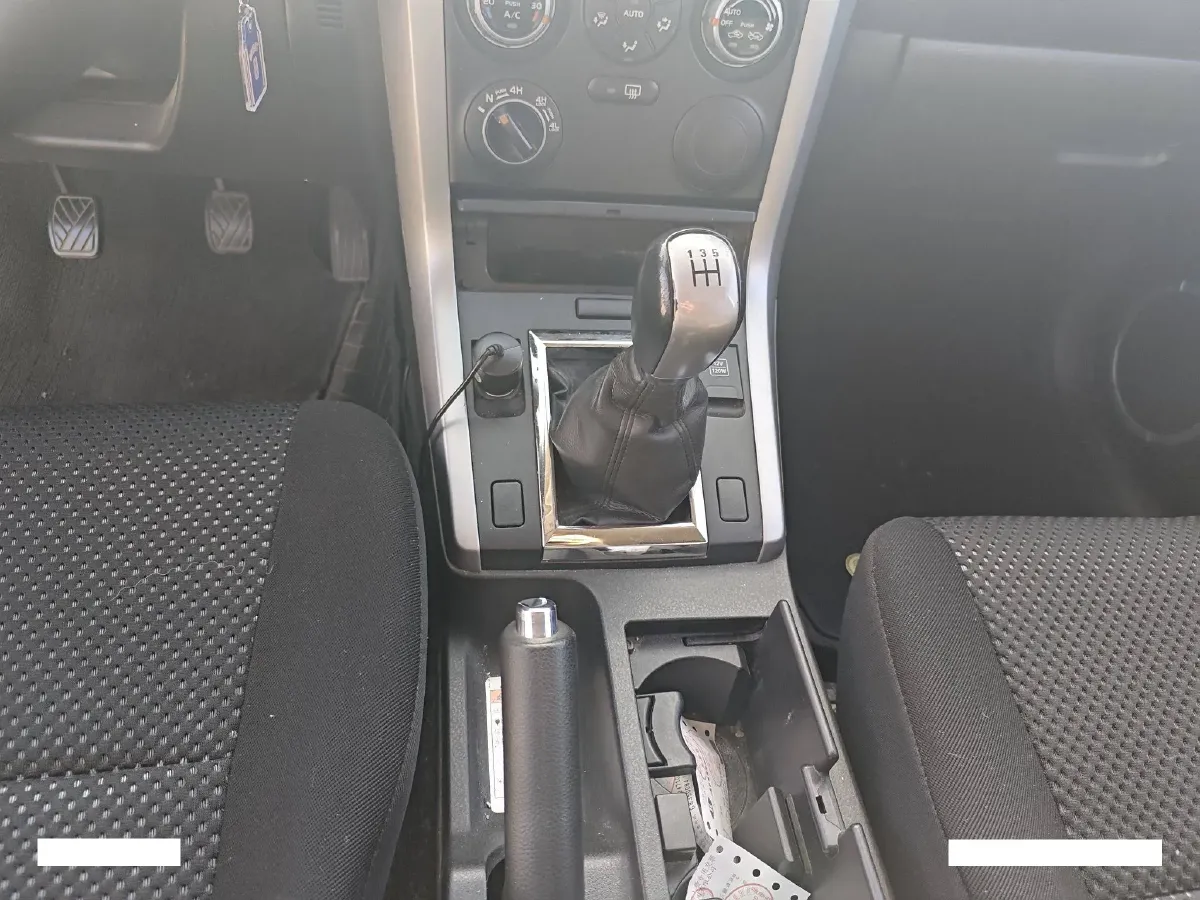 2007 Suzuki Grand Vitara 2.0L 140HP L4 5MT,autocango,china used car exporter,china ev exporter,chinese used car exporter,chinese used ev exporter