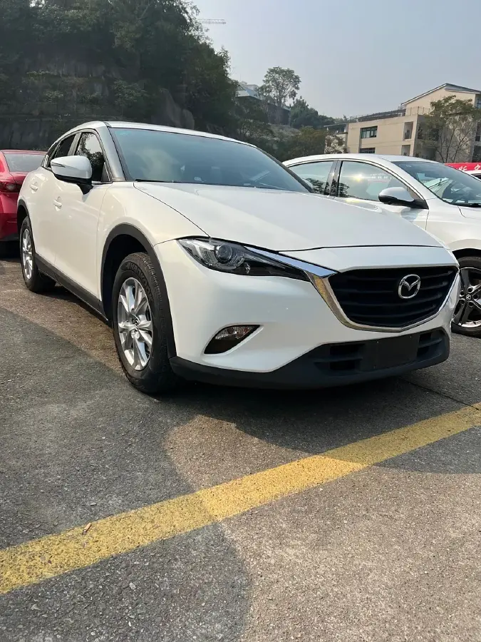 2018 Mazda CX-4 2.0L 158HP L4 6AT