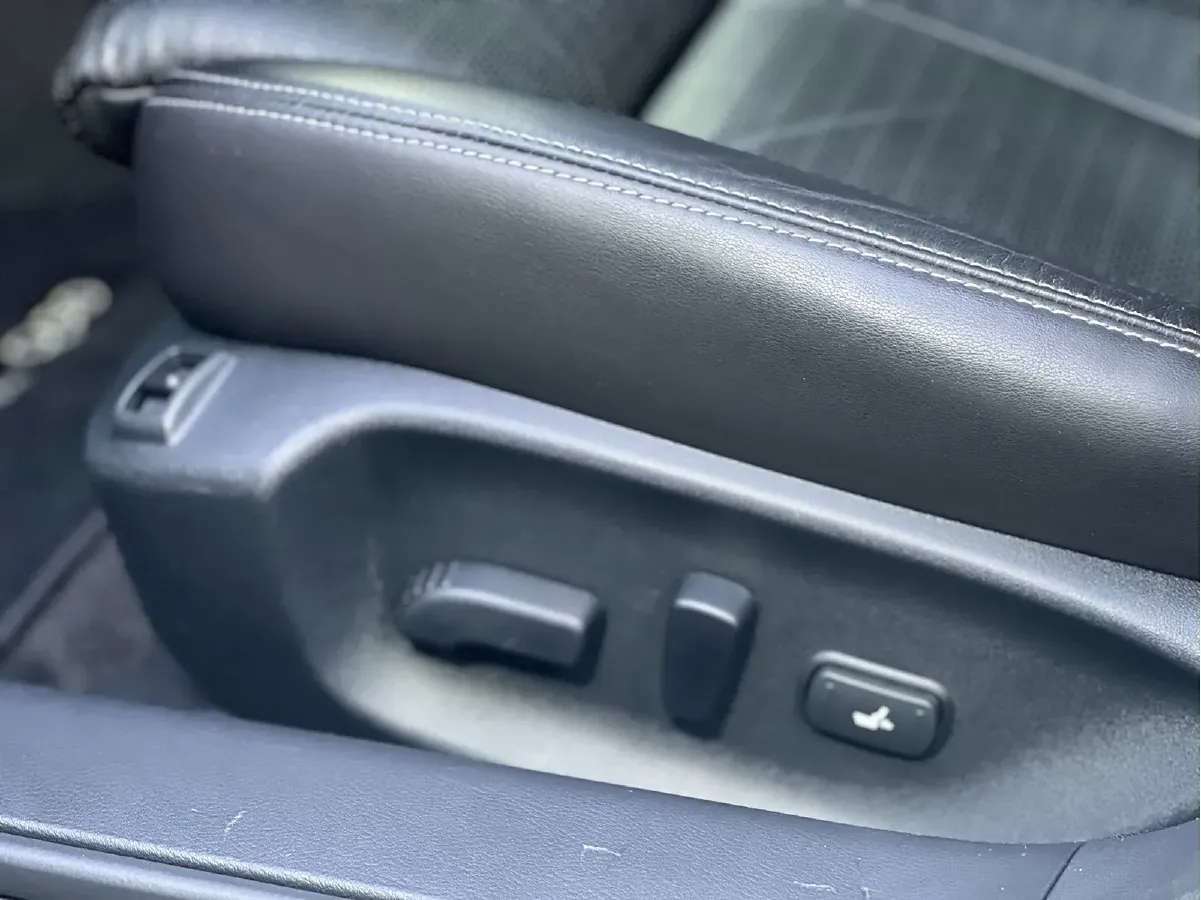 2014 Infiniti Q50 3.7L 351HP V6 7AT,autocango,china used car exporter,china ev exporter,chinese used car exporter,chinese used ev exporter