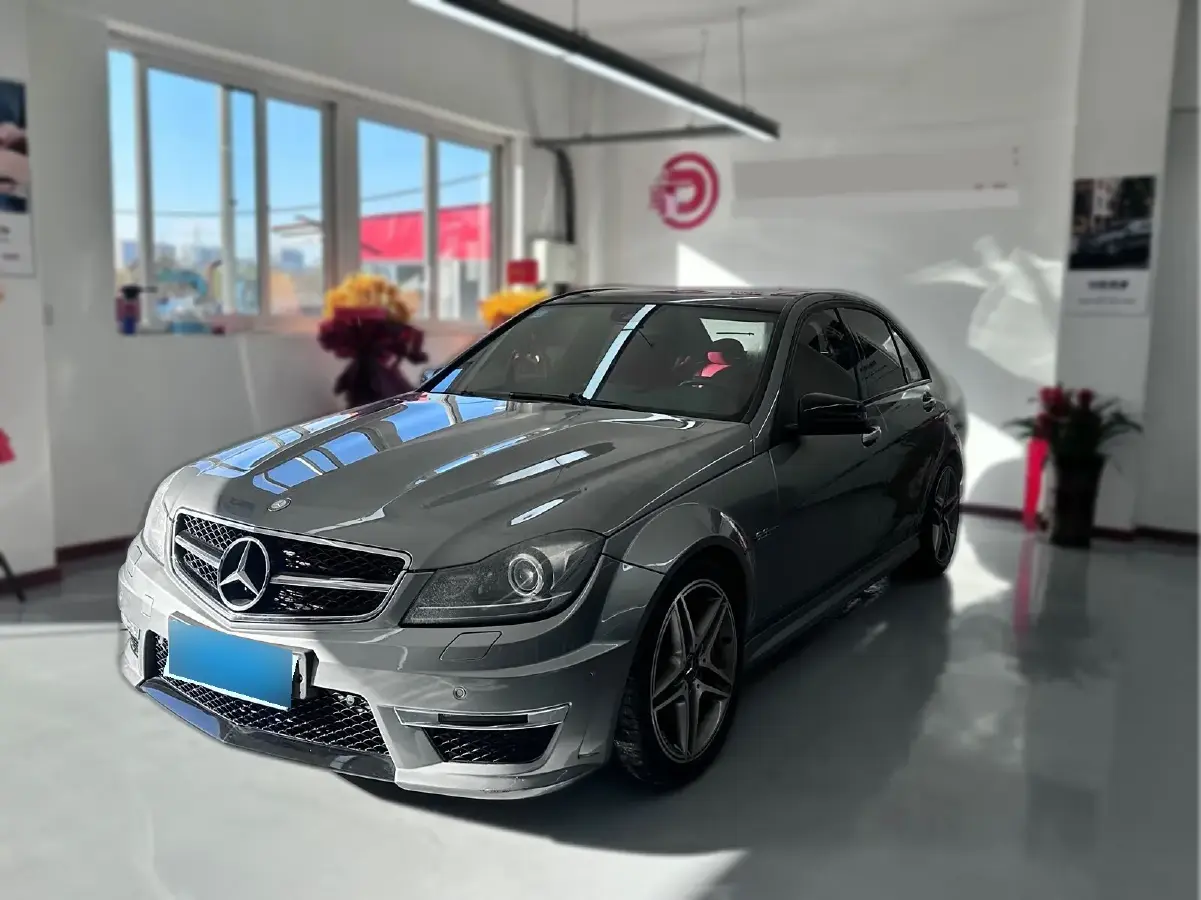 2012 Mercedes-Benz C AMG 6.2L 457HP V8 7AT