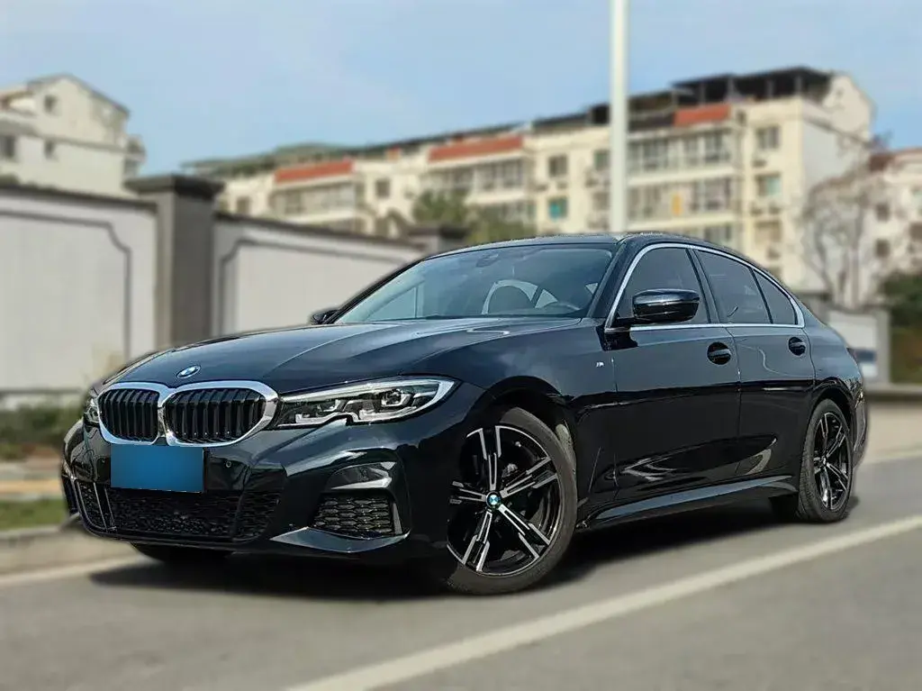 2022 BMW 3 Series 2.0T 184HP L4 8AT