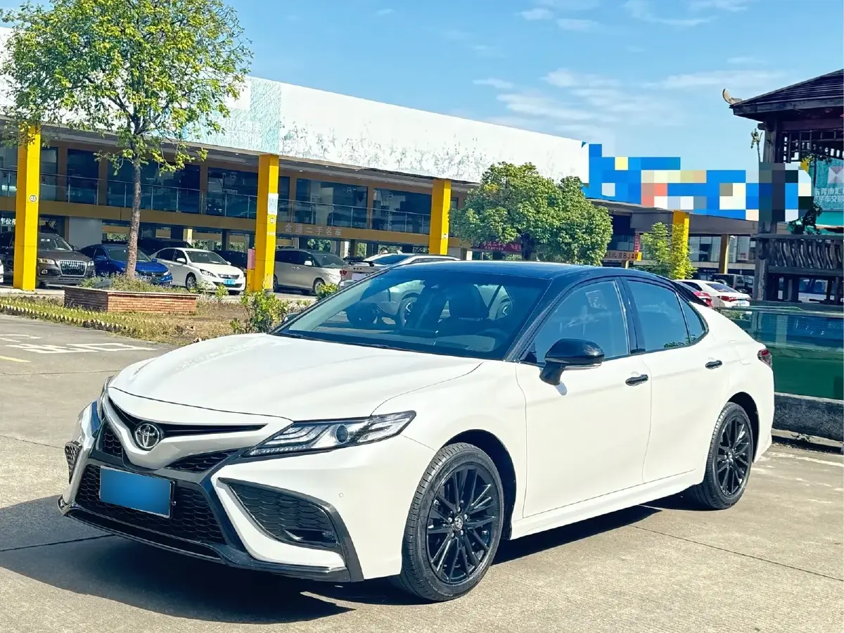 2023 Toyota Camry 2.0L 177HP L4 CVT