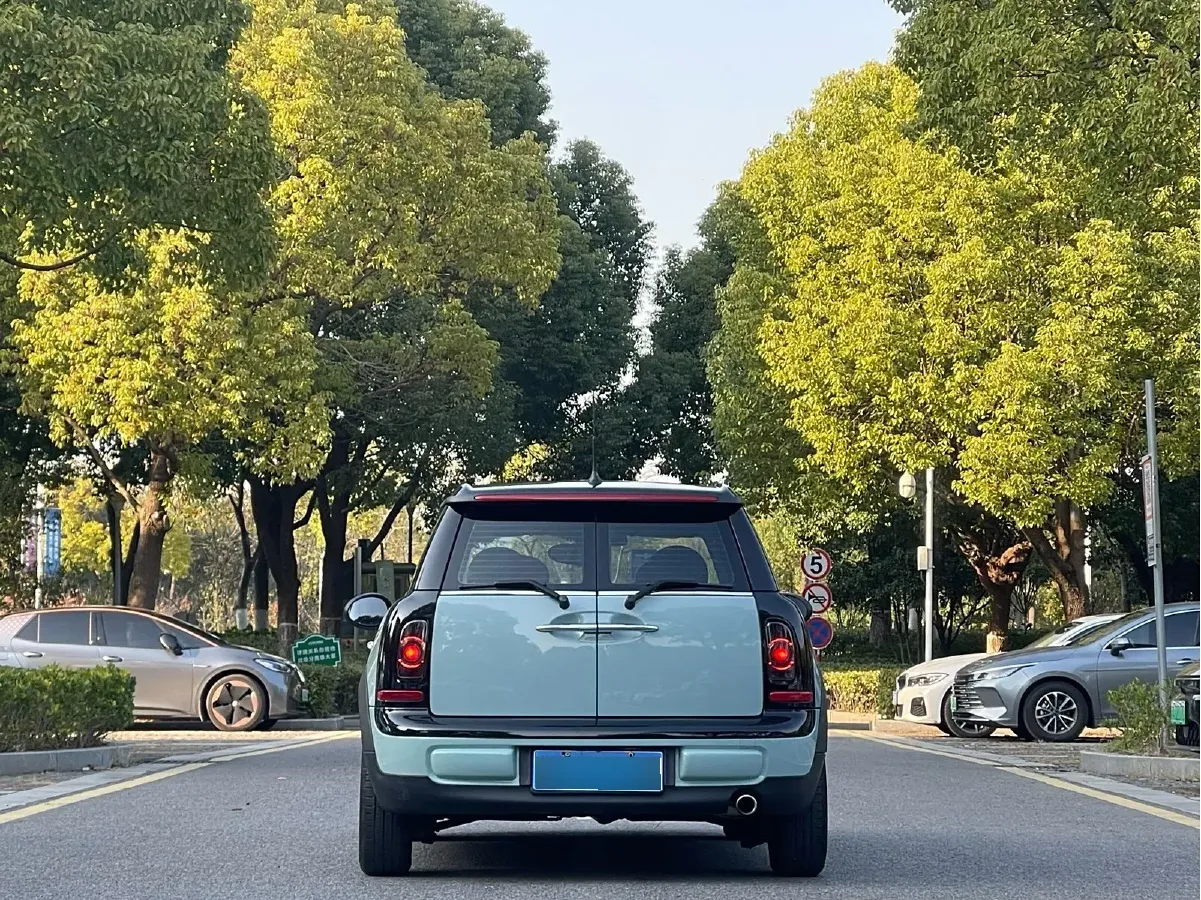 2013 MINI CLUBMAN 1.6L 120HP L4 6AT,autocango,china used car exporter,china ev exporter,chinese used car exporter,chinese used ev exporter