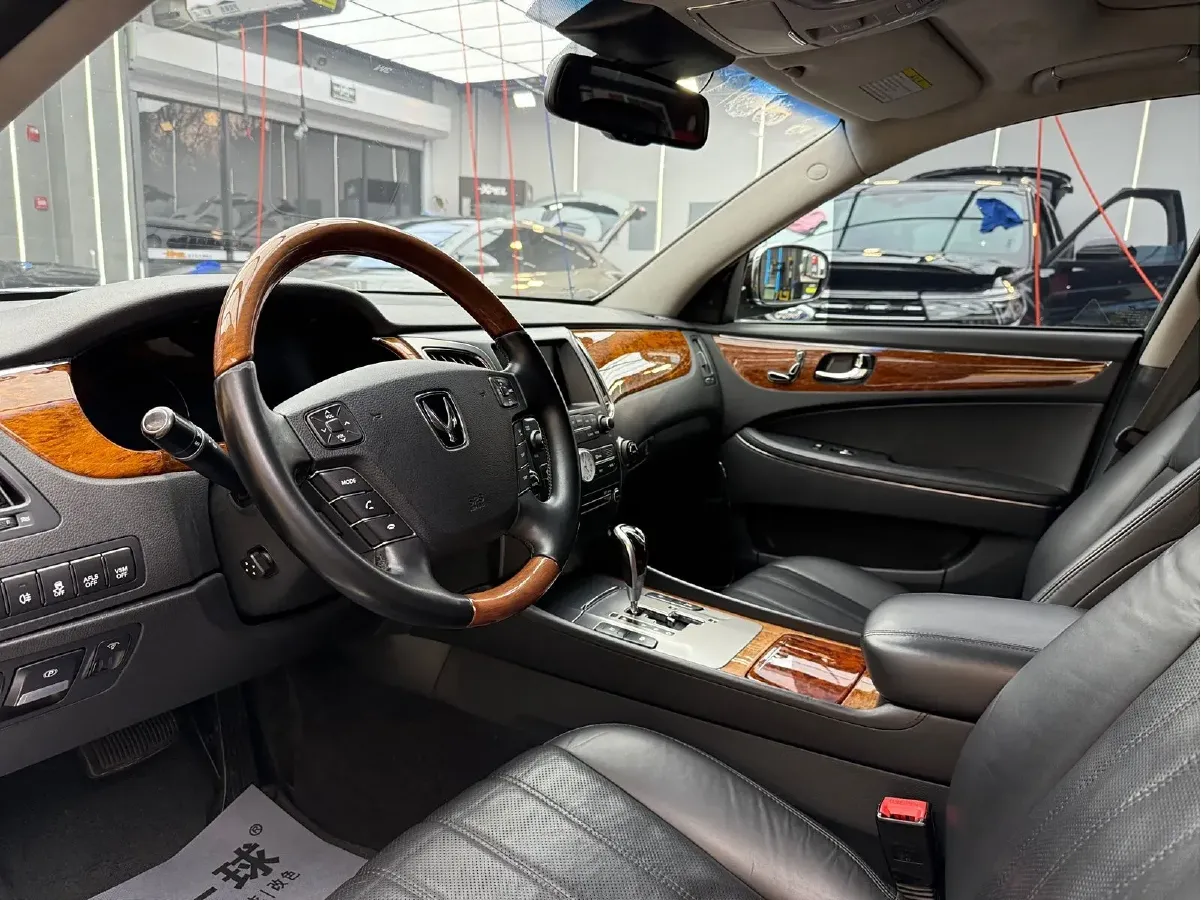 2012 Hyundai Equus 3.8L 335HP V6 8AT,autocango,china used car exporter,china ev exporter,chinese used car exporter,chinese used ev exporter