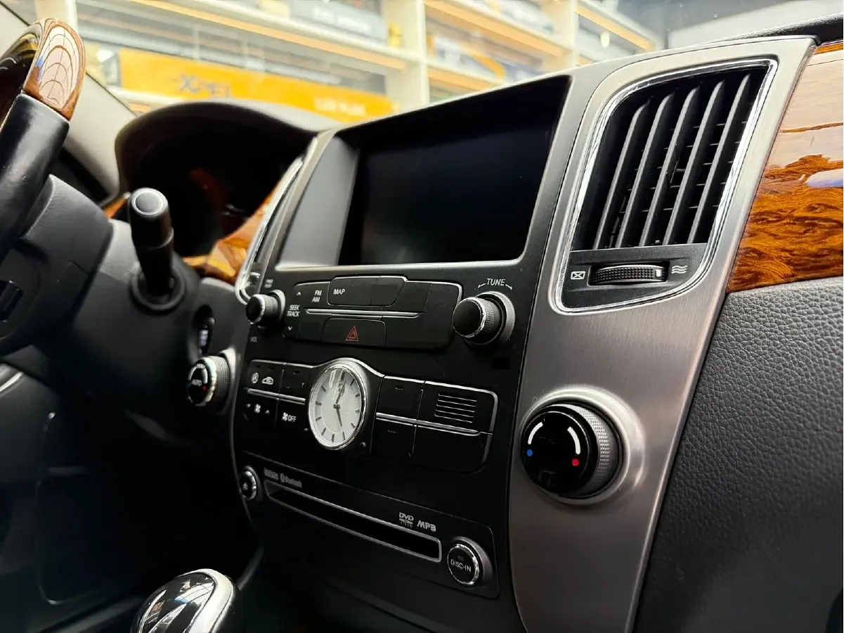 2012 Hyundai Equus 3.8L 335HP V6 8AT,autocango,china used car exporter,china ev exporter,chinese used car exporter,chinese used ev exporter