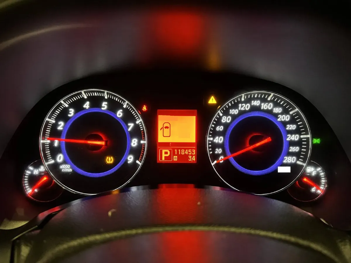 2011 Infiniti FX 3.5L 332HP V6 7AT,autocango,china used car exporter,china ev exporter,chinese used car exporter,chinese used ev exporter