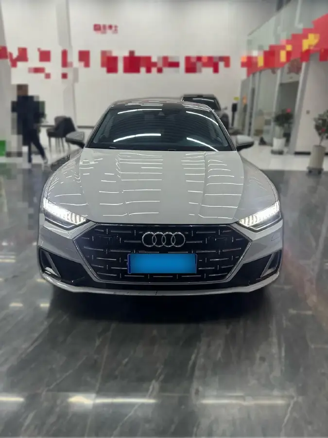 2022 Audi A7L 2.0T 245HP L4 7DCT