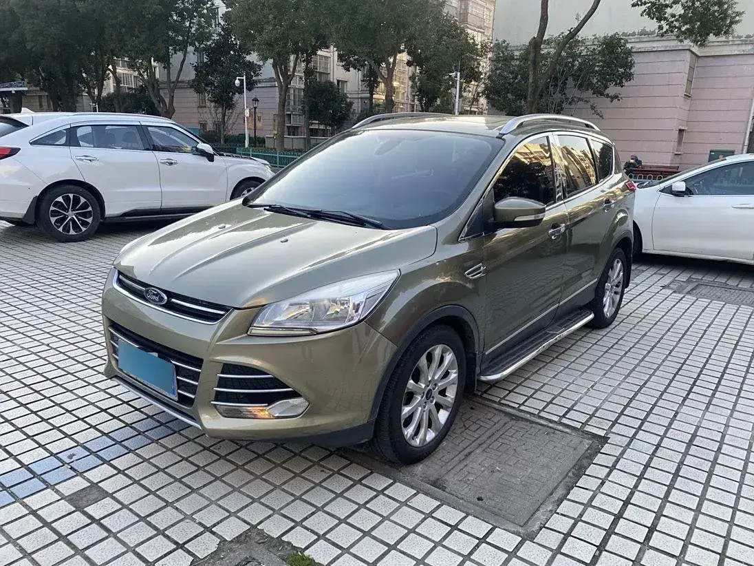 2015 Ford Kuga 1.5T 181HP L4 6AT