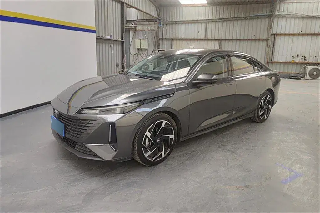 2023 ChangAn Lamore 1.5T 170HP L4 7DCT