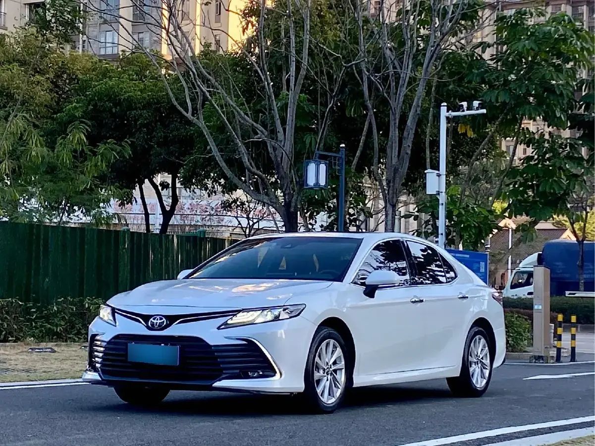 2021 Toyota Camry 2.0L 178HP L4 CVT